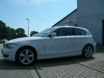 LHD BMW 1 SERIES